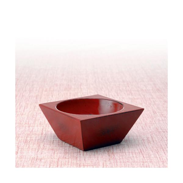 品番：GU-06Nサイズ(約)：7×7×高さ3.2cm材質：天然木製 漆塗りストレートで酒を飲むには欠かせない“ぐい呑み”。日本酒は器の形状の違いによって、その味わいや香りが驚くほど変わります。美味しいお酒をより美味しく頂くために、器も選ん...