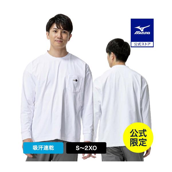 野球モチーフのワッペンがアクセント。カジュアルに着こなすロングTシャツ。