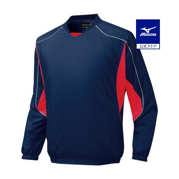 クセが無く、パーソナルでもチームでも使えるVネックジャケット。