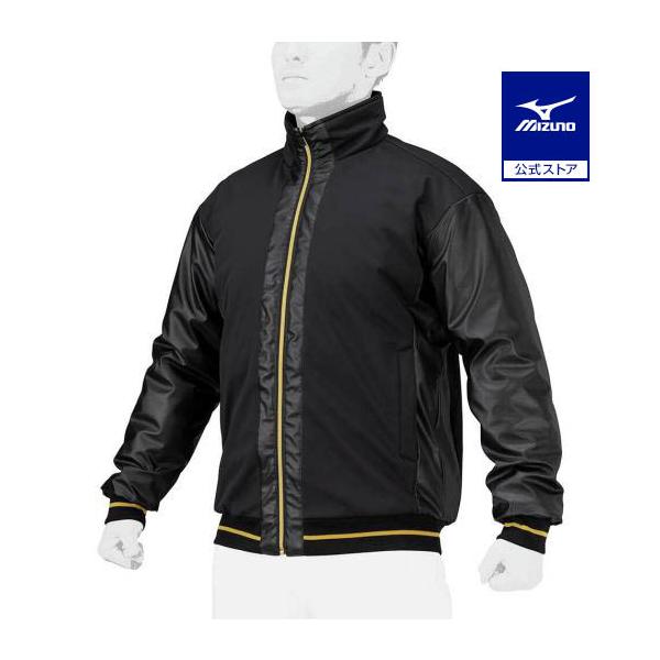 タフな保温力と発熱力。テックフィルブレスサーモ採用のグラウンドコート。