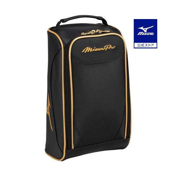 大切なシューズの保管にはコレ。合成皮革で汚れなどをふき取りやすい仕様のシューズケース。