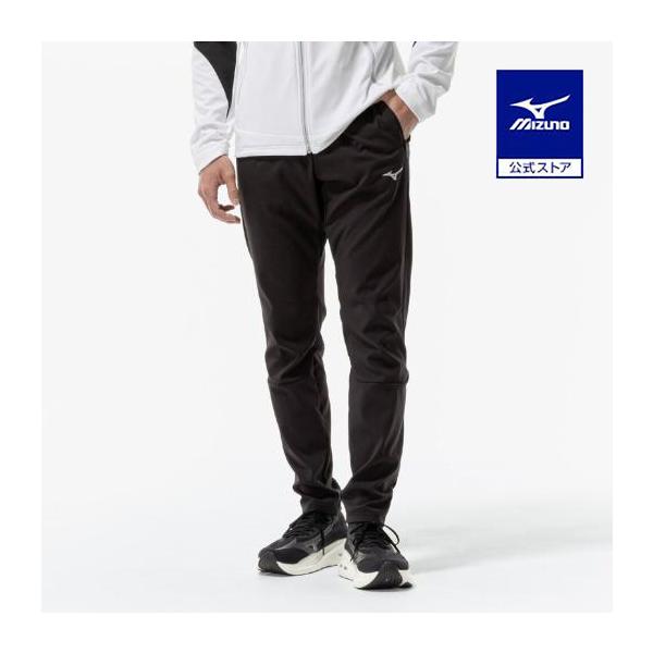 冷気を通しにくく、ストレッチ性を兼ね備えることで、アクティブな冬のトレーニングシーンをサポート。