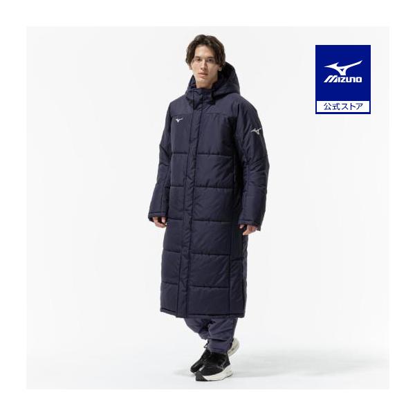 ダウンを超えた、その先へ。ダウンよりも温かい、ミズノ独自素材『テックフィルブレスサーモ』（※素材比較）冬の観戦時に身体を包み込んでくれる、軽くて温かいテックフィルブレスサーモロングコート。