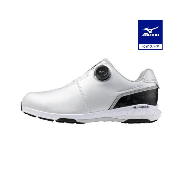 柔らかさ×幅広×軽量ミズノスパイクレス史上初めてミッドソール全体にMIZUNO ENERZYを採用。ネクスライト史上最高のクッション性と軽量を追求したスパイクレス。人工皮革×BOAタイプ。 ゴルフシューズ