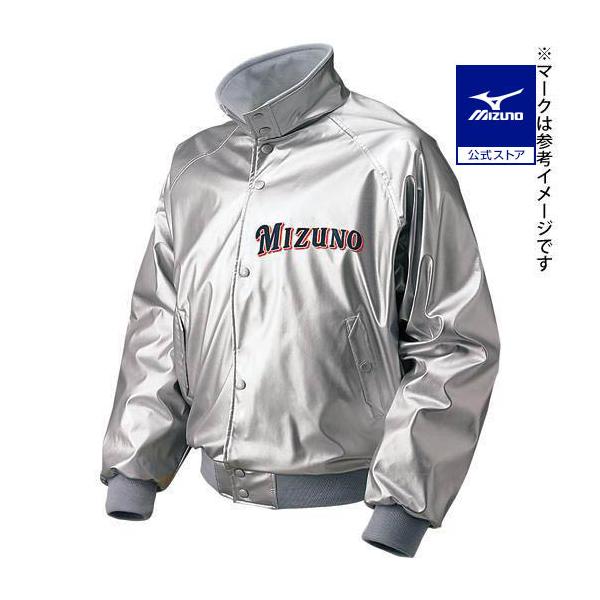 ジュニア用のグラウンドコートです。