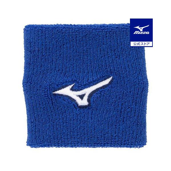 様々なシーンで活躍するシンプルなデザインのリストバンド。