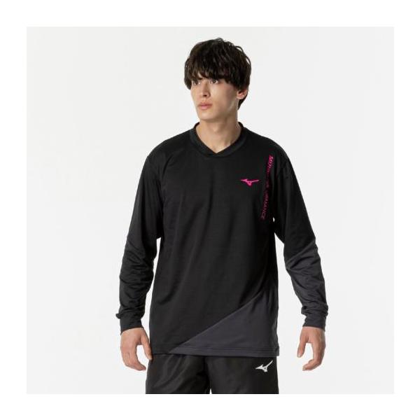 軽い、やわらかい、動きやすい。ライトスウェット素材のプルオーバーシャツ。