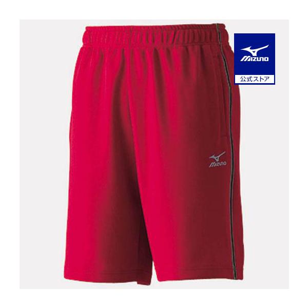 サイドラインがアクセントのウォームアップハーフパンツ。