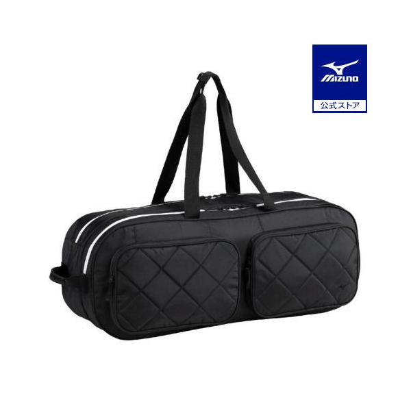 ラケット専用収納がある2wayトーナメントバッグ。ポケットも充実したカジュアルデザイン。