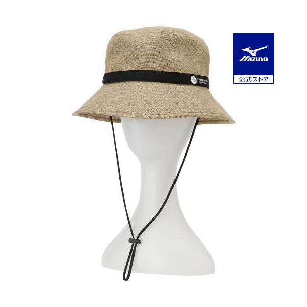 リゾートでも活躍する洗えるラフィア風ハット。