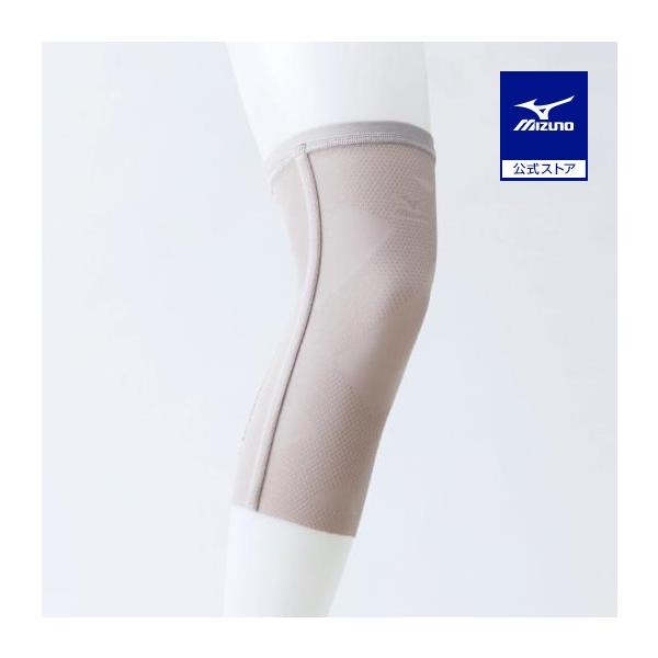 まるで素肌感覚。薄いのにしっかりサポート。薄手素材、ソフトな風合いな素肌感覚。サイドのコイルボーンでしっかり固定し、薄くてもしっかりとサポート。リアライン設計でひざ関節の動きを整えて、安定させます。ひざのぐらつきが33％減少。 膝サポーター