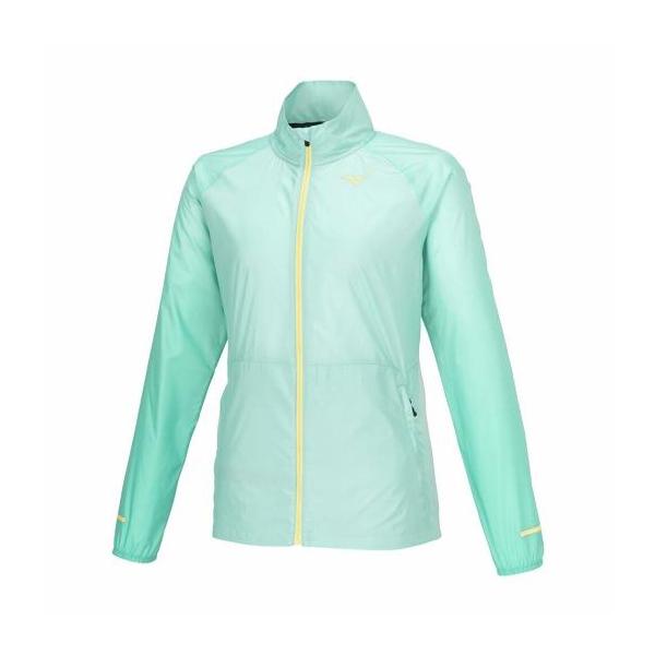 フルジップ仕様のパッカブルジャケット（フードなし）。ブランドロゴネックテープ、ナイトランをサポートするオーロラ反射プリントを搭載しています。前面に2つのジップポケット。※右腹部のジップポケットに、ジャケット本体を入れていくと小さくまとめるこ...