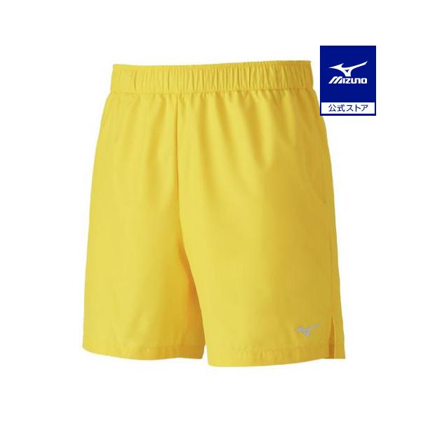 スイムチームアパレルで使用している、撥水性のあるマイクロフト素材のショートパンツです。