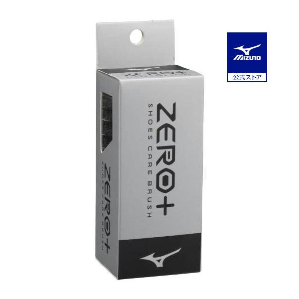 ブラッシングやクリーム類を塗って馴染ませる。豚毛採用で、軽くて握りやすい木製グリップ。