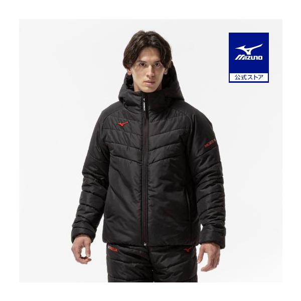 ダウンよりも温かく、気候に左右されにくい保温力。洗濯できて膨らみもキープできる、テックフィルブレスサーモを採用。