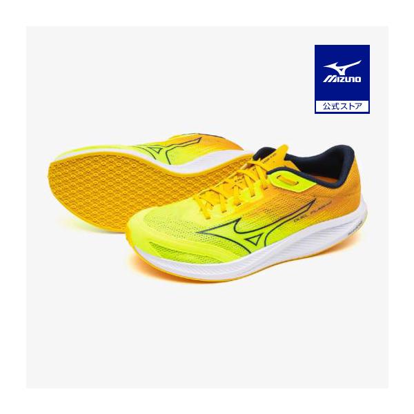 練習、レース両方で使える軽量レーシングモデル軽量、薄底でありながら、クッション・反発、耐久性向上を追求。SSAを搭載し、レースにおけるラストスパートをサポート。