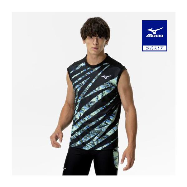 ドライエアロフローのノースリーブシャツ、汗をかいてもさらっと快適。