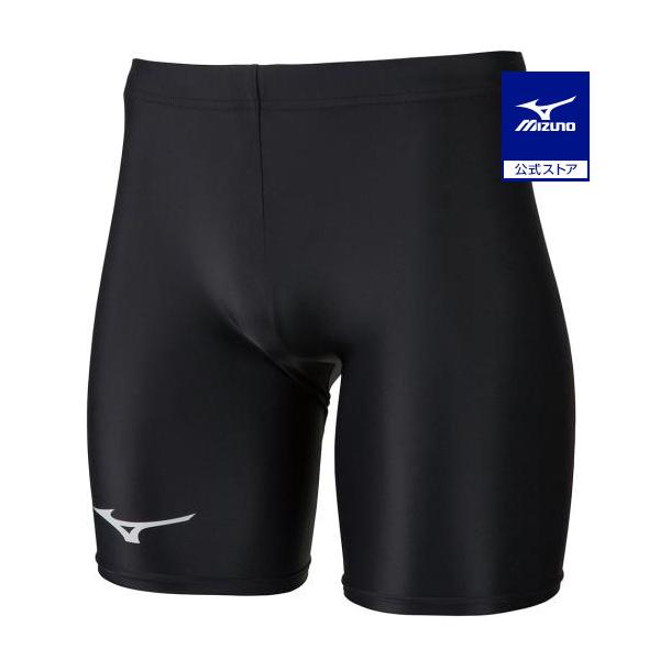 シンプルなデザインのハーフタイツ。