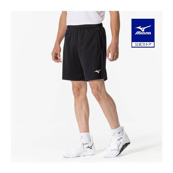 スタンダードフィットでヒップに適度なゆとりがあるシルエットです。従来品（V2MB0111）の後継品です。従来品よりも生地の伸び率とウエストのだぶつきを改良したユニセックスハーフパンツです。