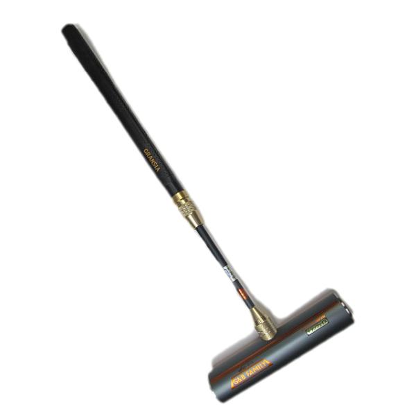 ●ヘッドは両面使用可能なチタン製フェイスφ45×200mm、約450gです。耐久性・反発性・硬度もヘッド素材の中ではすべてトップクラス、色はチタンシルバーになります。●シャフトは中間にある金具を回して伸縮が可能です。60〜85cmどこでもと...