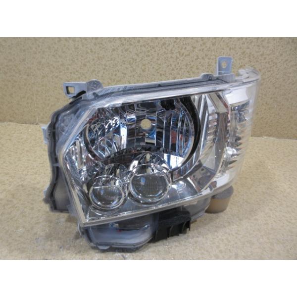 トヨタ ハイエース 200系 4型/5型/6型 純正 LED 左 ヘッドライト 刻印
