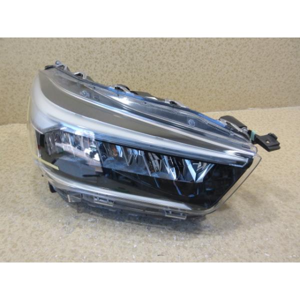 A202A ヘッドライト 右 81110-B1710 トヨタ ライズ A200A A210A 純正 LED 右 ヘッドライト 刻印：AD