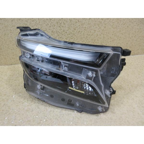 スズキ　ソリオ　バンディット　MA37S　純正　LED　右　ヘッドライト　KOITO　100-593AB　35100-83SA3