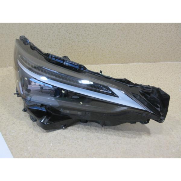 レクサス NX AAZH20/AAZH25 3眼 純正 LED 右 ヘッドライト 81145