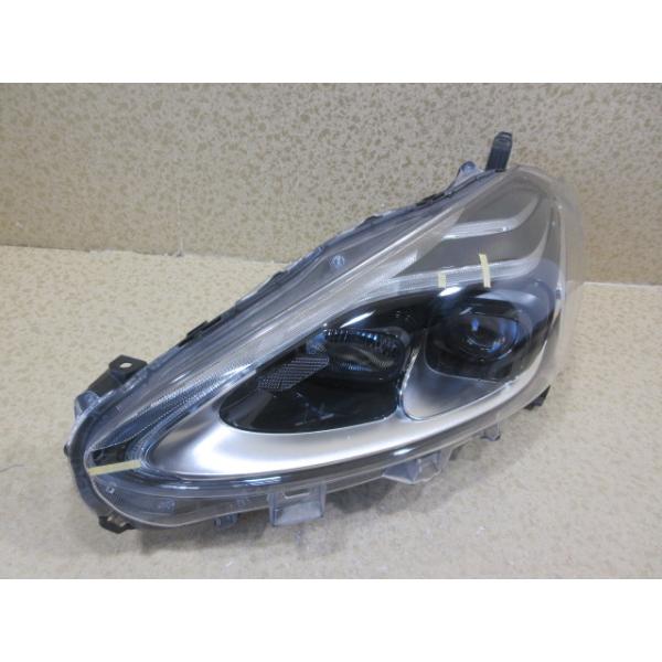 トヨタ シエンタ NSP170/NHP170 後期 純正 LED 左 ヘッドライト 81170