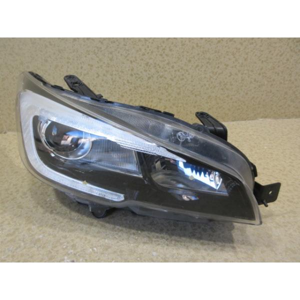 良品　スバル　レヴォーグ　VM4/VMG　純正　LED　右　ヘッドライト　84913VA042