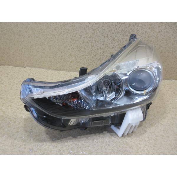 トヨタ プリウスα ZVW40/ZVW41 後期 純正 ハロゲン 左 ヘッドライト