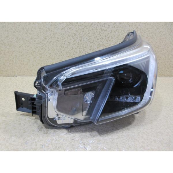 スバル　フォレスター　SK5/SKE　後期　純正　LED　左　ヘッドライト　刻印：KG　84913SJ631