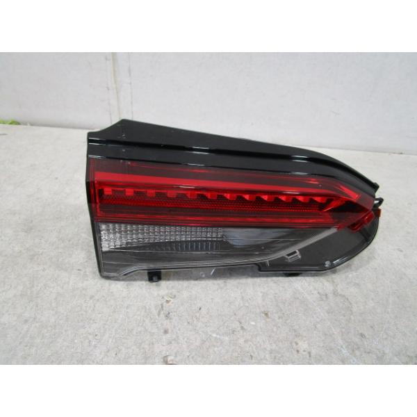良品 トヨタ RAV4 AXAH52/AXAH54/MXAA52/MXAA54 純正 左 トランク