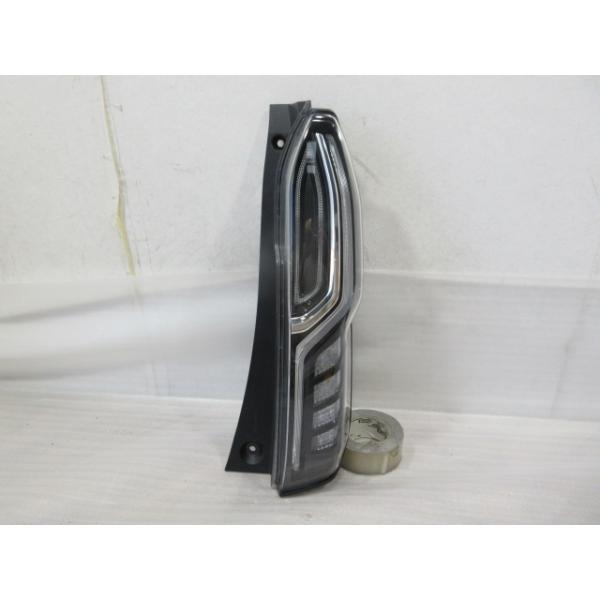 NBOX jf3 右テール ホンダ 純正 N-BOX 《 JF3 》 右テールランプ 33501-TTA-N01 P81700