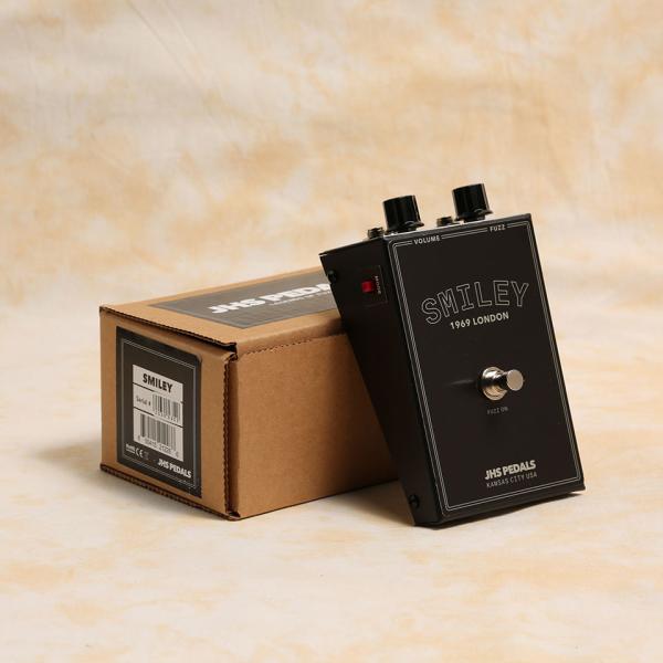 JHS Pedals/Smiley【お取り寄せ商品】【送料無料】 : 宮地楽器Yahoo!店
