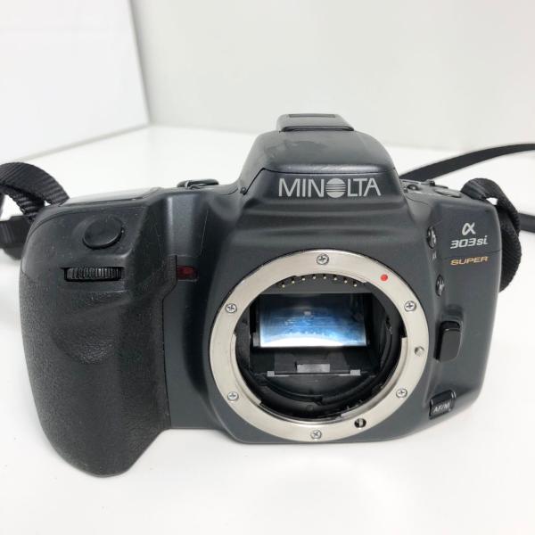 MINOLTA α 303si デジタル一眼レフカメラ MINOLTA α303si + AF ZOOM 35-70mm F4 (Kodakフィルム＆電池付き
