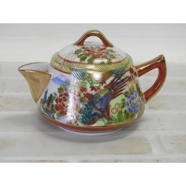 花鳥絵　ミルク入れ　クリーマーです。商品コード：sc-05-cサイズ　14cm L x 9,5cm W x 9cm H梱包：丁寧に包装させて頂きます。原産国：日本金を使用しているため、電子レンジ食洗器を使用しないで下さい。この商品は工芸品の...