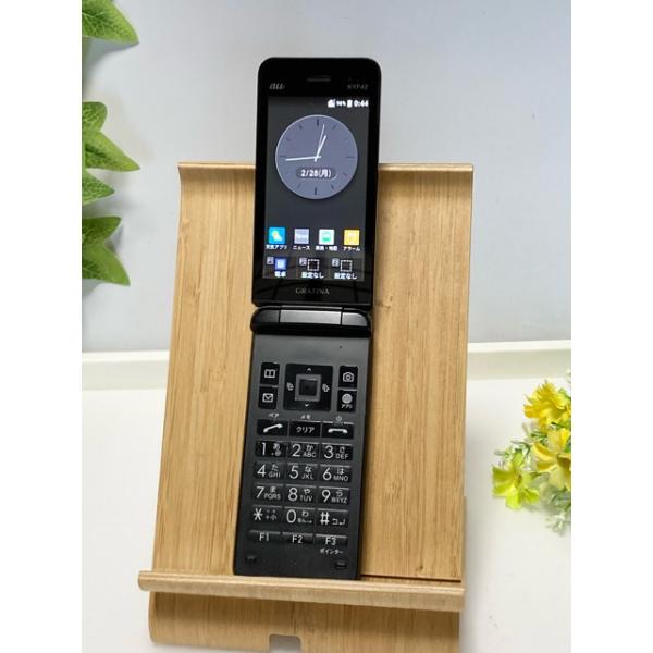 [Release date: August 13, 2021]4G ケータイ「GRATINA KYF42」（京セラ製）