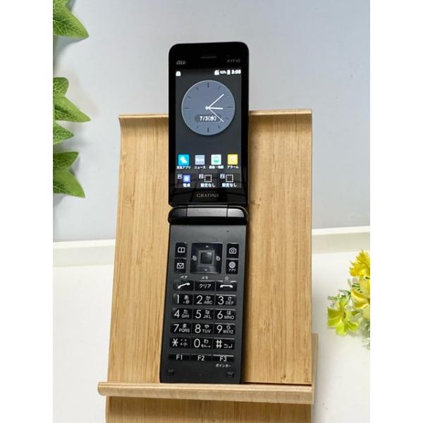 [Release date: August 13, 2021]4G ケータイ「GRATINA KYF42」（京セラ製）