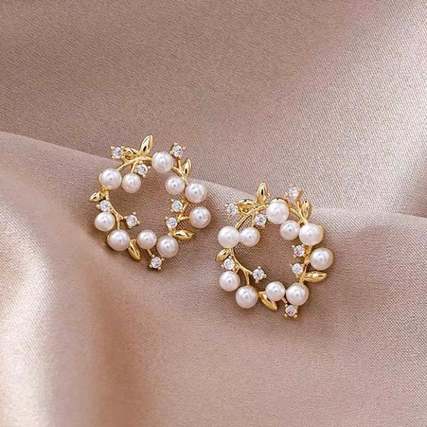 ピアス イヤリング レディース スタッド スタッドピアス  シルバー925 花 キラキラ ゴールド パール プレゼント 小さい おしゃれ かわいい アクセサリー 母の日