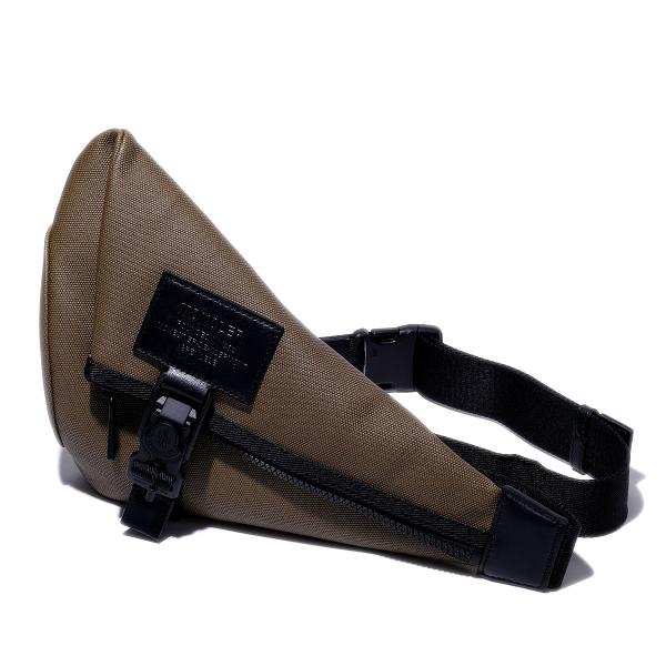 MONCLER モンクレール NAKOA TRIANGLE クロスボディバッグ 82E カーキ