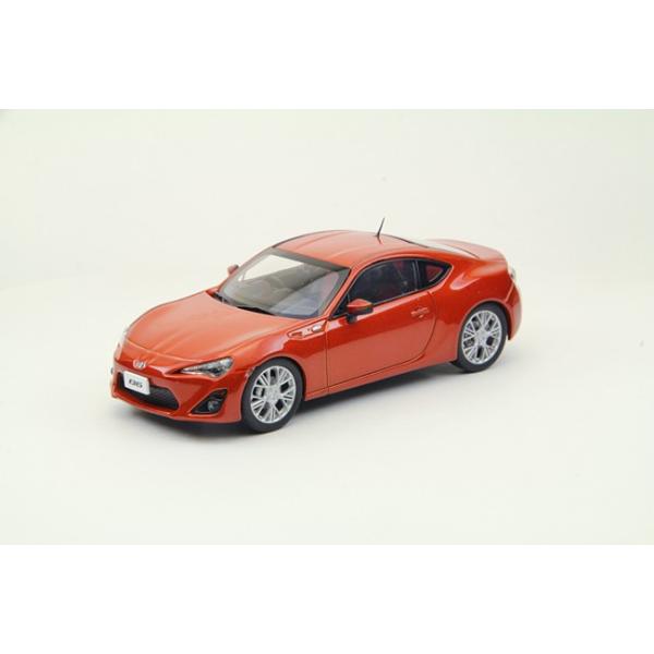 EBBRO 1/43 (44775) TOYOTA 86iOrange)