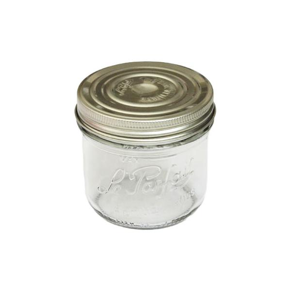 おしゃれでかわいいガラス製保存ビンフランス製の保存瓶です。1935年の創業よりル・パルフェの密封ビンは変わらぬ高い品質で、お客様から信頼をいただいている商品です。創業時と変わらず情熱的に密封ビンの製造に取り組んでいます。ナッツなどの保存に適...