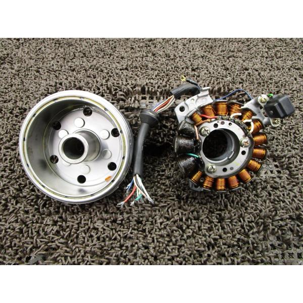 RZ250 4L3 ダイナモ　ジェネレーター　フライホイール　極上中古良品 RZ250 4L3 ダイナモ ジェネレーター フライホイール 極上中古