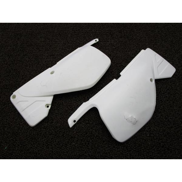 XLR200R サイドカバー 左右 □A3037！MD29 ホンダ 【 MD29E 】 キャブ車