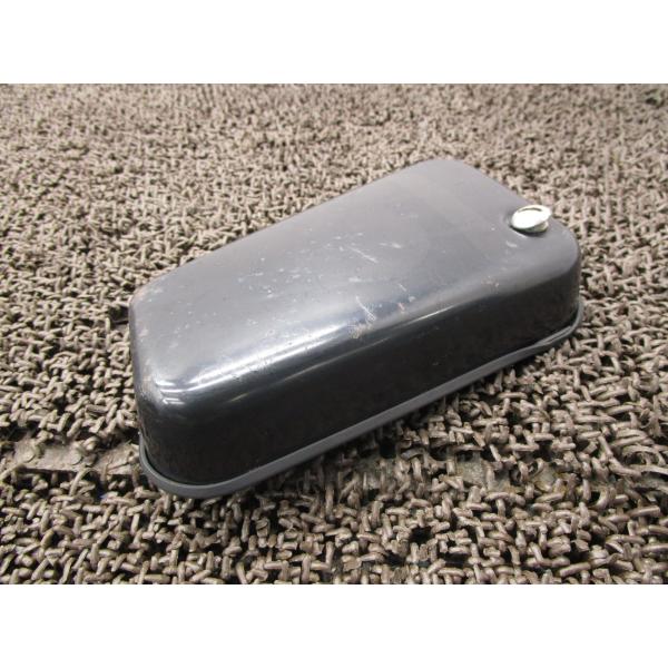 ベンリィ50S サイドカバー ●B4137！CD50 ホンダ 【 CD50E 】 BENLY キャブ車 12V