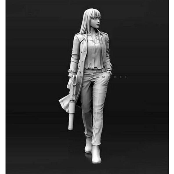 1/35 全てを知る女エージェント アイーダ 未塗装 レジン製 組み立て