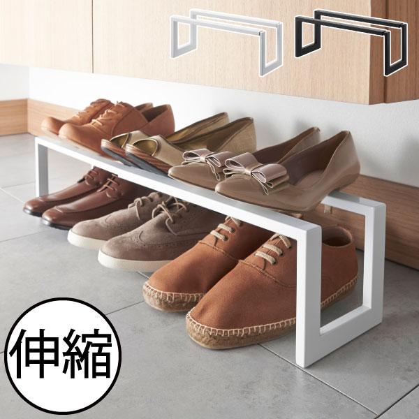 散らかりがちな靴をまとめて収納できる、おしゃれなシューズラックです。下駄箱下の空間を活かして、すっきり収納できるロータイプ。普段使いの靴や、下駄箱に入りきれない靴を収納できて、玄関周りすっきり。ラックの幅は、38〜70cmの間で自由に伸縮さ...