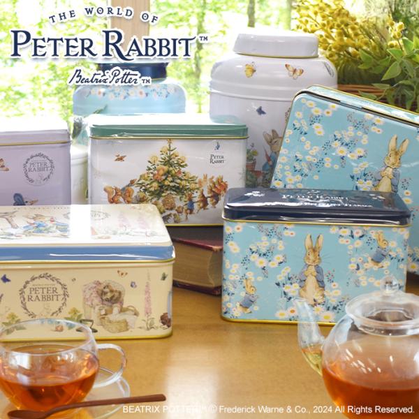 ピーターラビット(TM)の世界観が表現された、まるで絵本のようなティン缶。ところどころにエンボスがあしらわれた繊細なつくりです。ティン缶は身と蓋が蝶番でつながった一体型タイプで、中には英国ニューイングリッシュティー社自慢のブレンドティーが入...