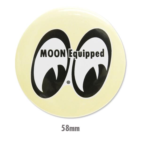 MOON Equipped CAN Magnetムーンイクイップド カン マグネットお土産にも最適！ MOON Equipped アイシェイプ の缶マグネットです。マグネットなので、冷蔵庫、工具入れ、ロッカーなど、磁石のつく所ならどこでも張...